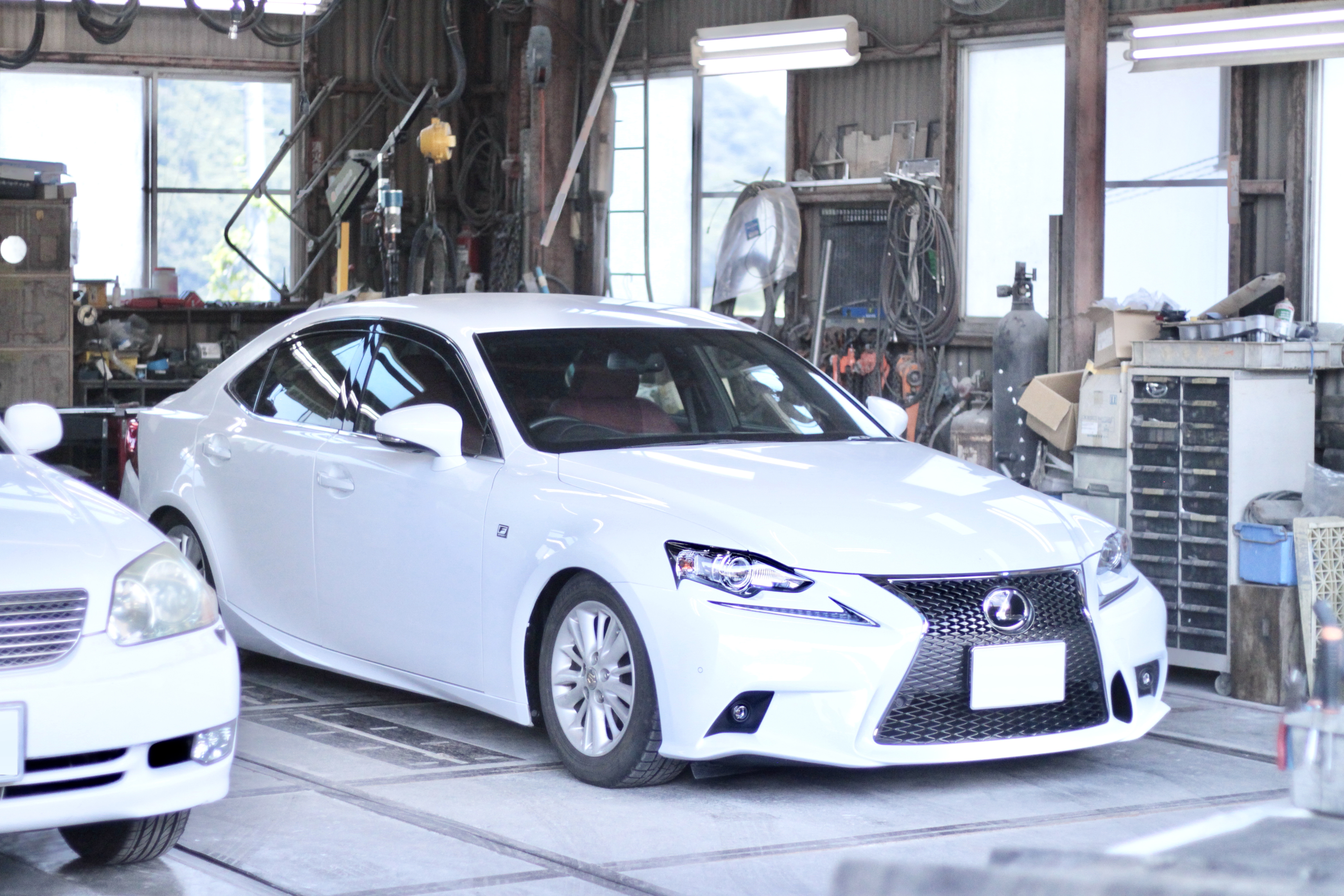 タイヤ履き替え即日納車いたします!お任せください!